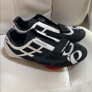 Pearl Izumi Pro Leader ll Spin Shoes
